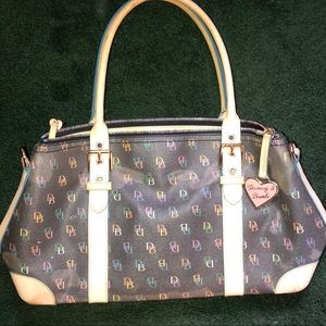 FREE! Dooney & Bourke tote w/ ANY bundle!